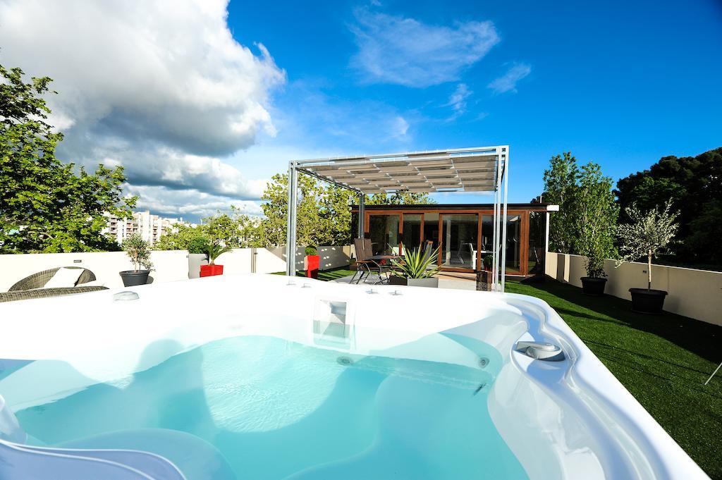 Feel Good Penthouse With Jacuzzi Zadar