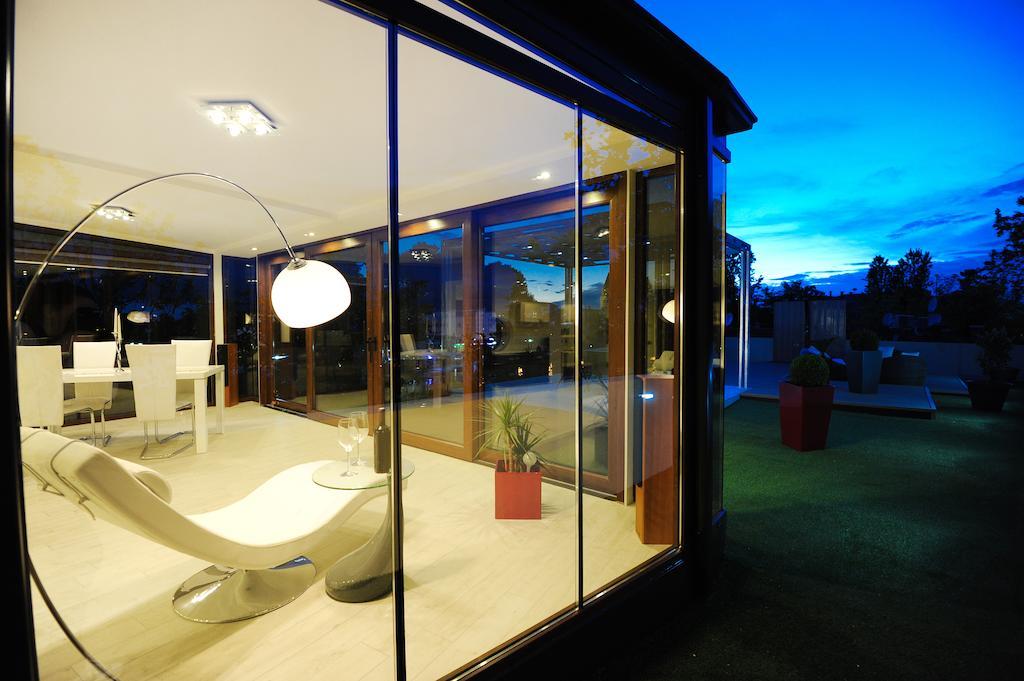 Feel Good Penthouse With Jacuzzi Apartment *