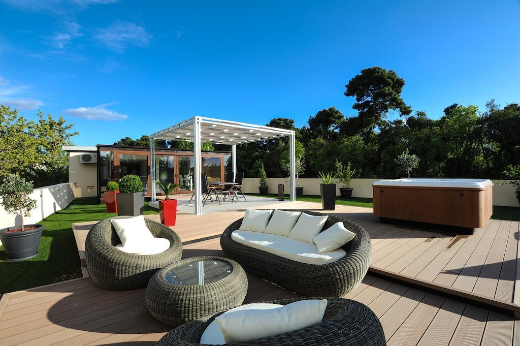Feel Good Penthouse With Jacuzzi Apartment *