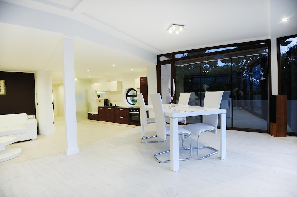Apartment Feel Good Penthouse With Jacuzzi *